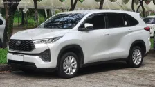 2022 Toyota Innova 2.0 D-4S (174 bg) CVT 3