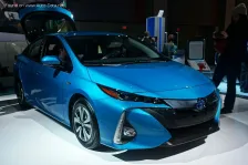 2017 Toyota Prius Prime 1.8 (122 bg) Plug-in Hybrid e-CVT 8