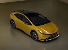 2023 Toyota Prius 1.8 (140 bg) Hybrid E-Four e-CVT 3