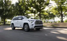 Toyota 3.5 V6 i-FORCE MAX (437 bg) Hybrid 4WD ECT-i (2022)