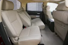 Toyota 5.7 V8 32V (381 bg) Automatic (2006)