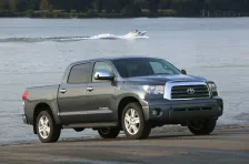2006 Toyota Tundra 5.7 V8 32V (381 bg) Automatic 5