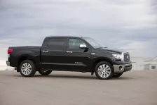 2010 Toyota Tundra 5.7 V8 32V (381 bg) Automatic 2