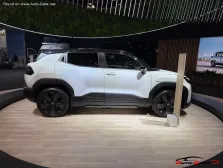 2025 Toyota Urban Cruiser 49 kWh (144 bg) 4