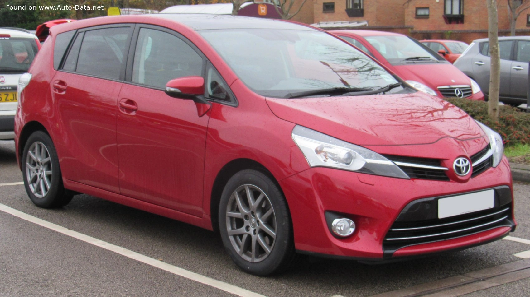 2013 Toyota Verso 1.8 Valvematic (147 bg)