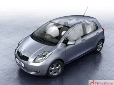 2005 Toyota Yaris 1.3 i VVT-i (87 bg) 4