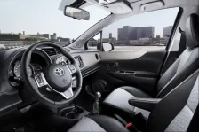 Toyota 1.33 Dual VVT-i (99 bg) Multidrive S (2011)