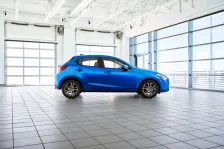 2019 Toyota Yaris 1.5 (106 bg) Automatic 3