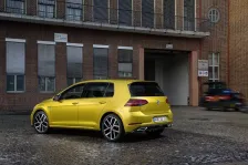 2017 Volkswagen Golf 2.0 TDI (150 bg) DSG 6