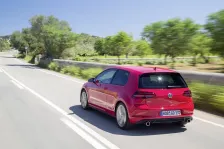 2017 Volkswagen Golf GTI Performance 2.0 TSI (245 bg) 3