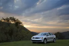 2014 Volkswagen Jetta 2.0 TDI (110 bg) DSG 7