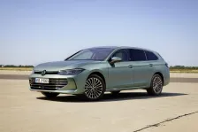 2023 Volkswagen Passat 1.5 TSI (204 bg) eHybrid DSG 4