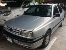 1991 Volkswagen Vento 2.0 (115 bg) Automatic 3
