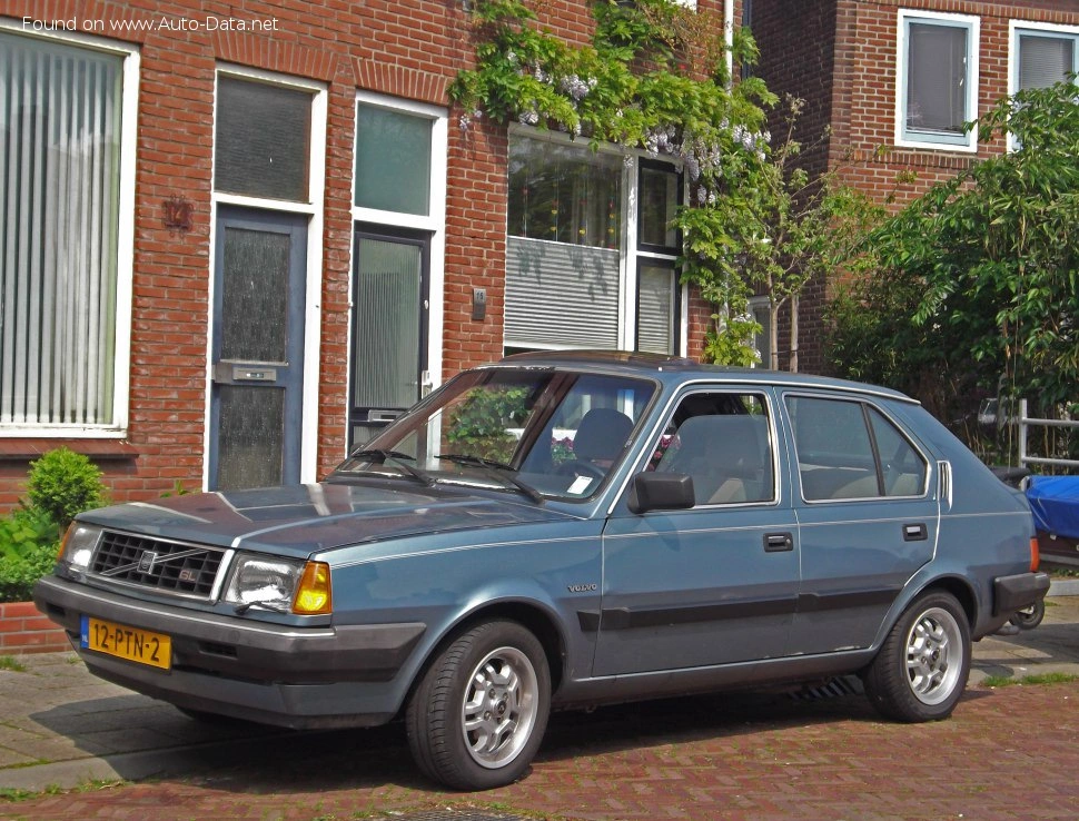 1982 Volvo 340-360 2.0 (113 bg)