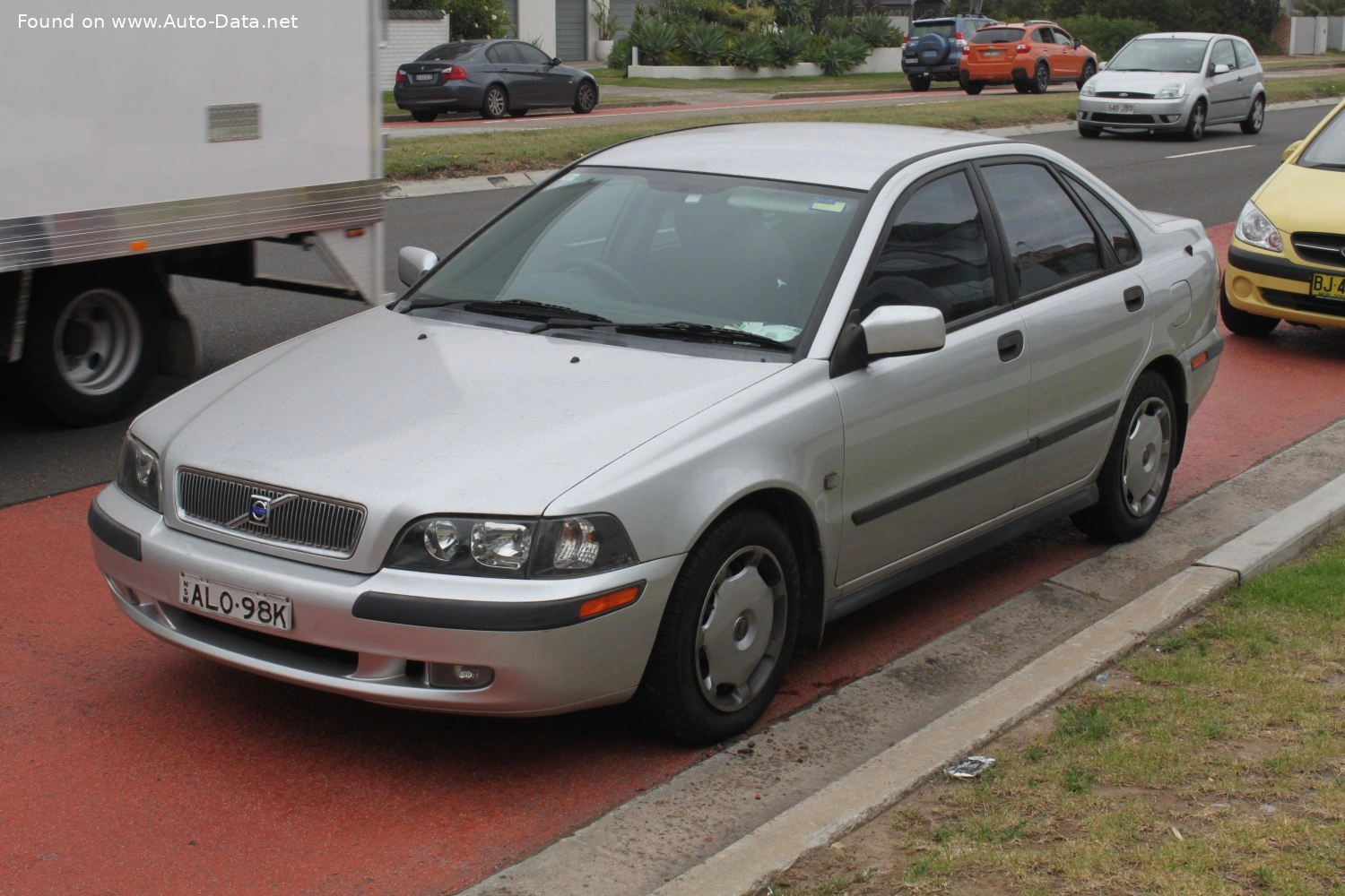 1995 Volvo S40 1.9 D (115 bg)