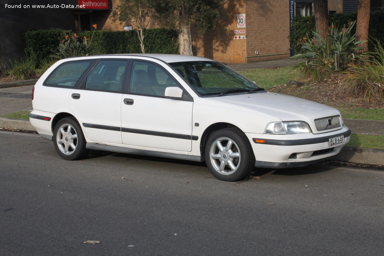 1995 Volvo V40 1.9 TD (90 bg)