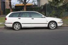1995 Volvo V40 1.9 TD (90 bg) 2