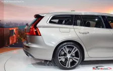 2018 Volvo V60 2.0 D4 (190 bg) Automatic 8